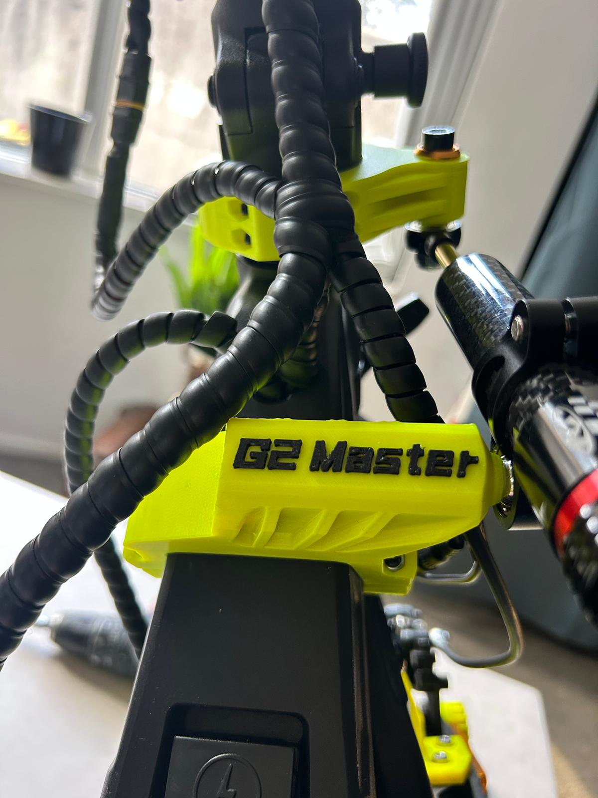 amortisseur de direction + support sur mesure Kukirin G2 Master produit par Dam's