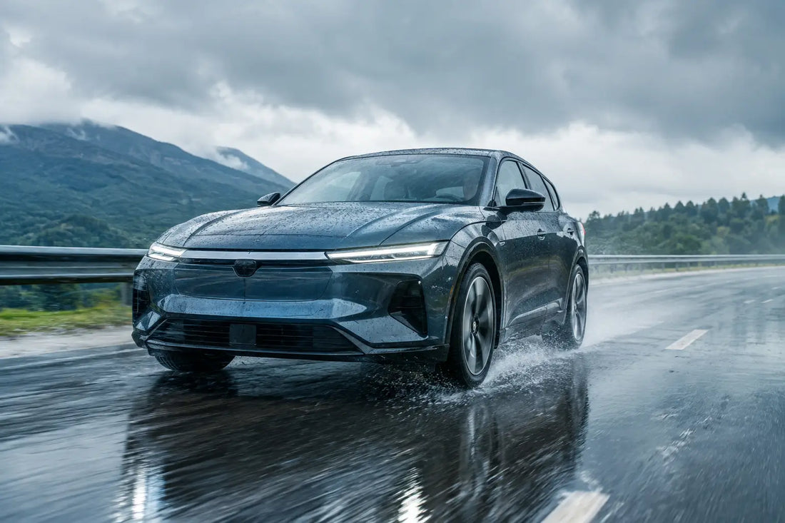 Peut-on rouler sous la pluie en électrique ?