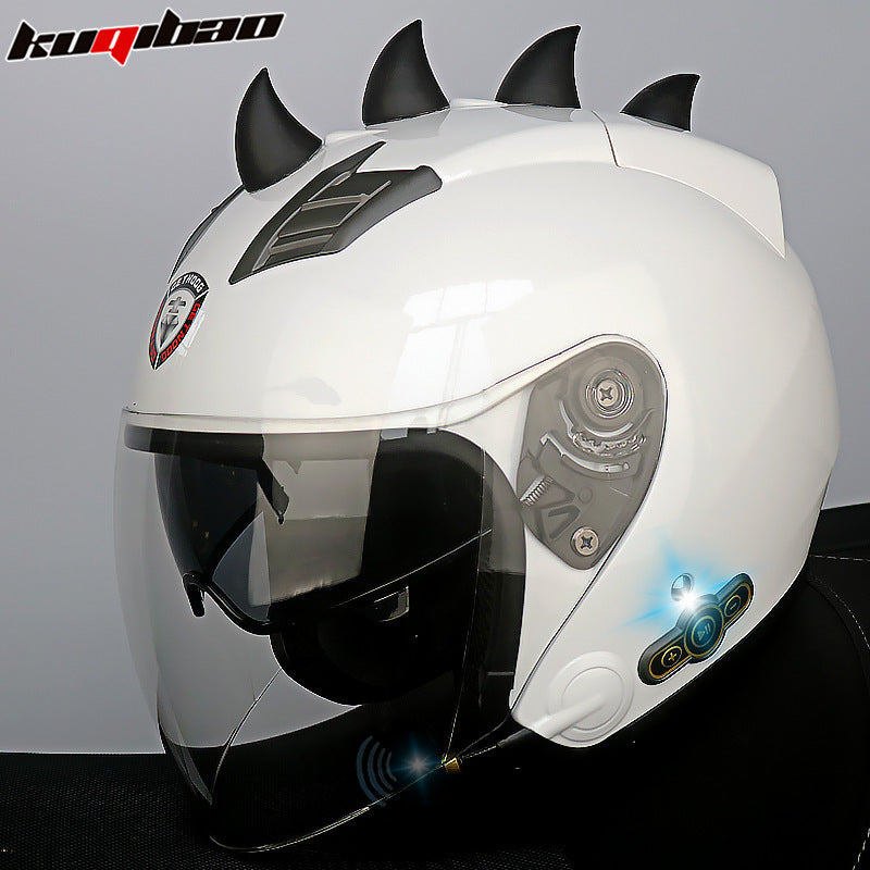 Conduite cool Trésor Bluetooth Demi-casque Casque Moto Personnalité Décoration Cor Lapin, Arc de lapin, Longue autonomie Bonne qualité sonore