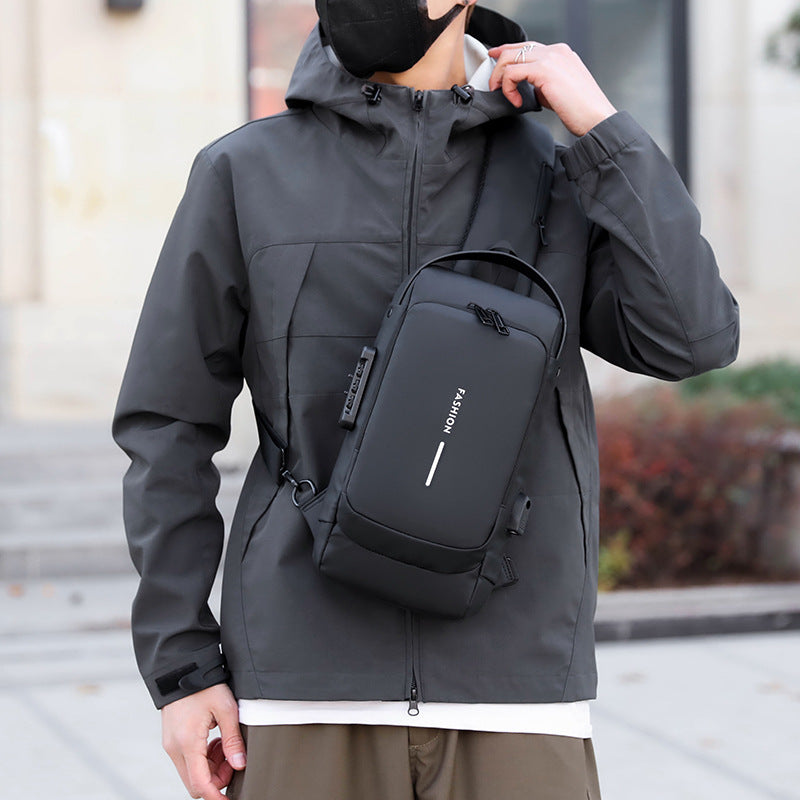 Sac de poitrine multifonctionnel avec serrure à combinaison pour hommes, sac à bandoulière d'extérieur décontracté antivol simple, sac à bandoulière unisexe, nouvelle collection