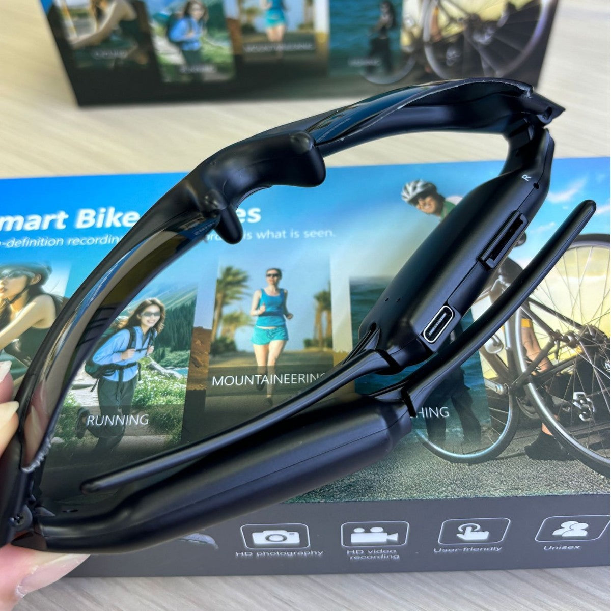 Nouvelles lunettes de conduite sportives stéréo avec carte sans fil pour le sport et nouvelles lunettes intelligentes pour l'audio , lunettes de conduite avec carte sans fil