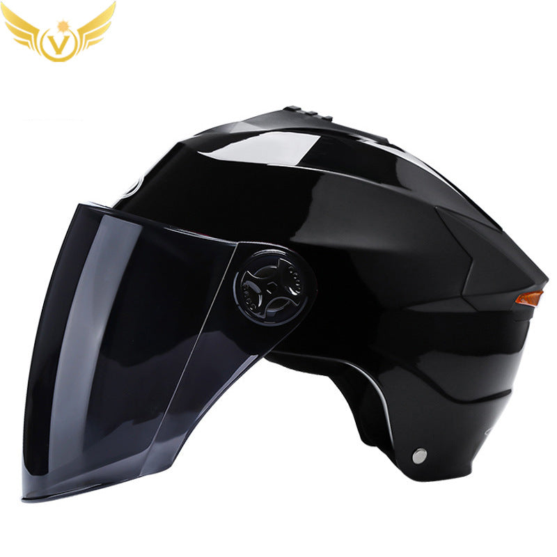 Casque LED rechargeable casque de moto batterie casque dur protection solaire été moyen casque transpirable